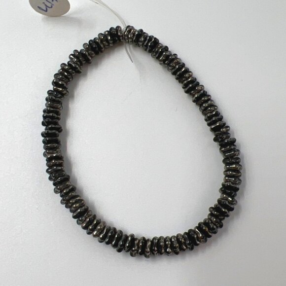 Flower Spacer Bead 100 Per Strand Black Silver Jewelry - Picture 4 of 6